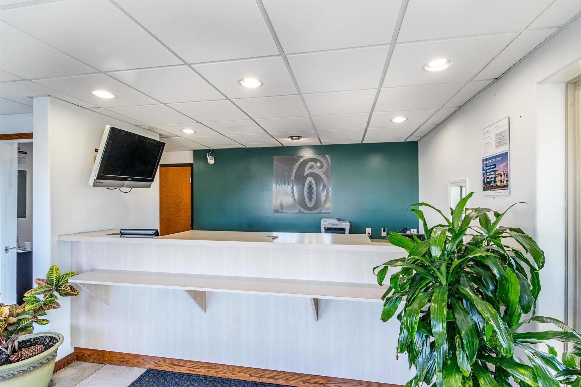 Hotel 6-urbana, Il 4*