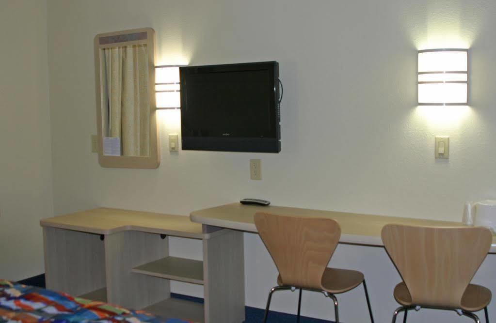 6-urbana, Il 2*